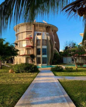 3 Bedroom Marine Park Beachfront Apartments